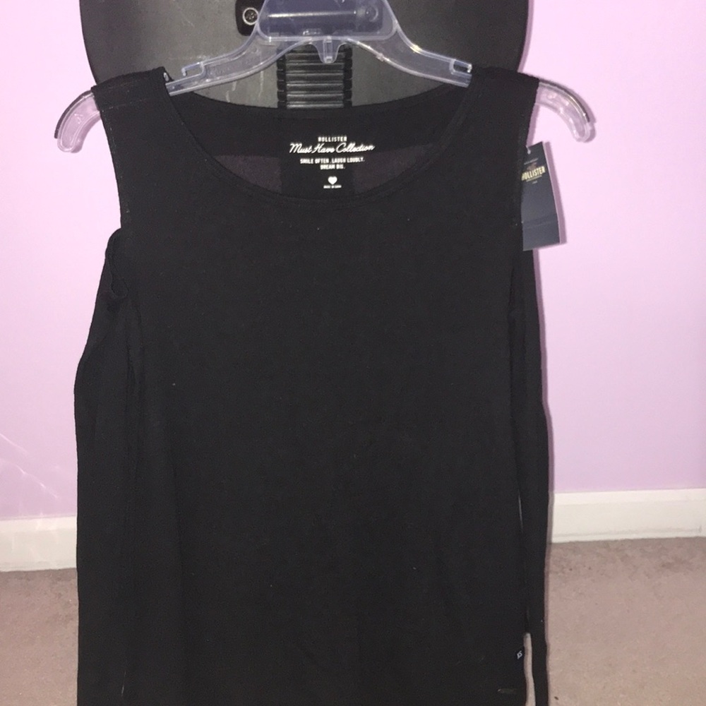 NEW WITH TAGS LONG SLEEVE SHIRT